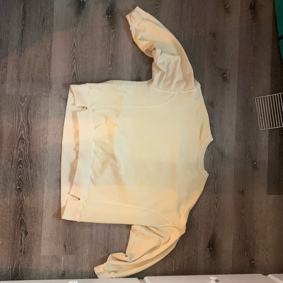 Light yellow aerie crew neck - Picture 1 of 4